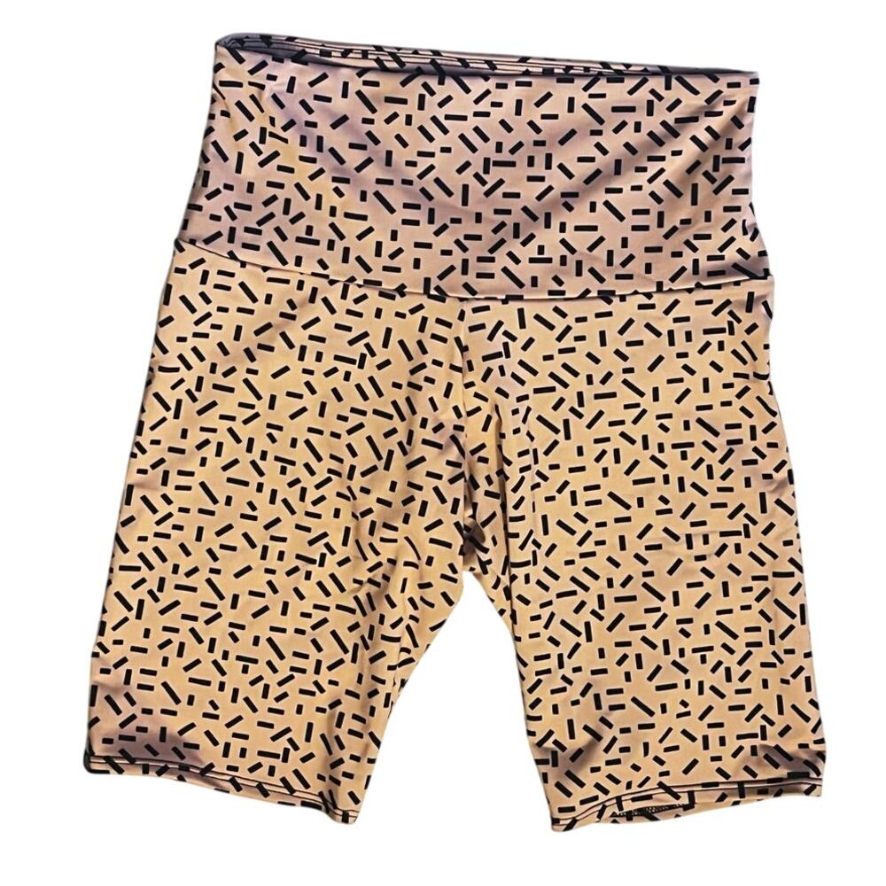 Onzie High Rise Bike Short confetti print Nude/Black Size: XS